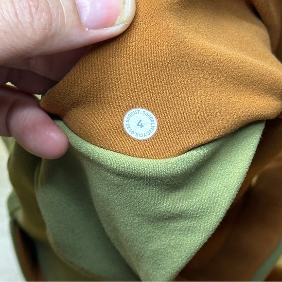 Lululemon Align Reversible Bra - Sz 4 - Picture 6 of 6